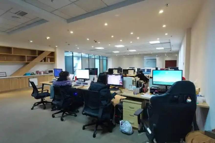 懂球帝官方网球迷社区与赛程提醒视觉图